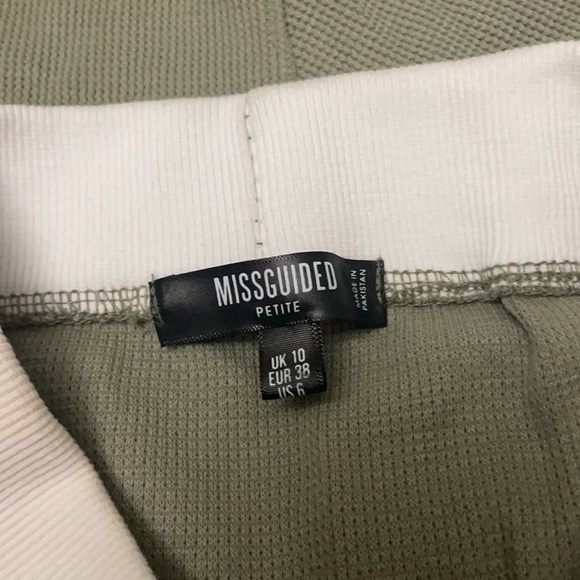 Misguided Petite Set - Picture 5 of 5